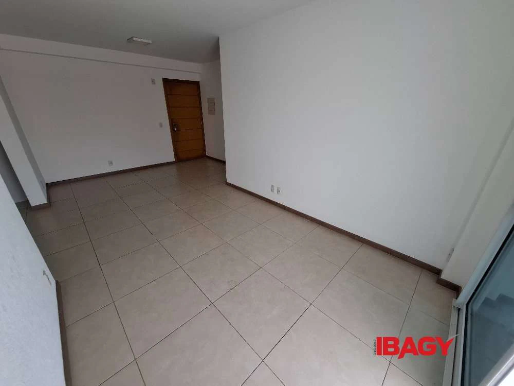 Apartamento sin amueblar de 243 m² con 2 suites — photo 5