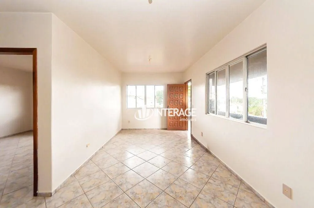 250 m² apartment with 3 bedrooms and 4 parking spaces