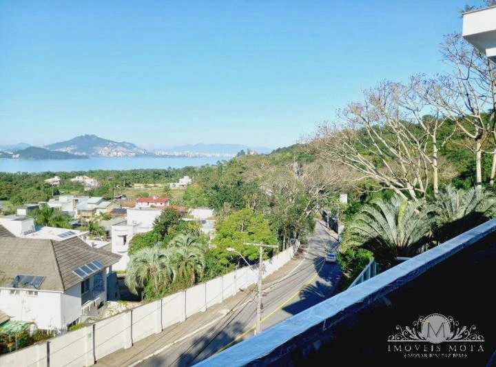 Casa de 300 m² com 5 suítes e vista para água e montanhas — photo 6