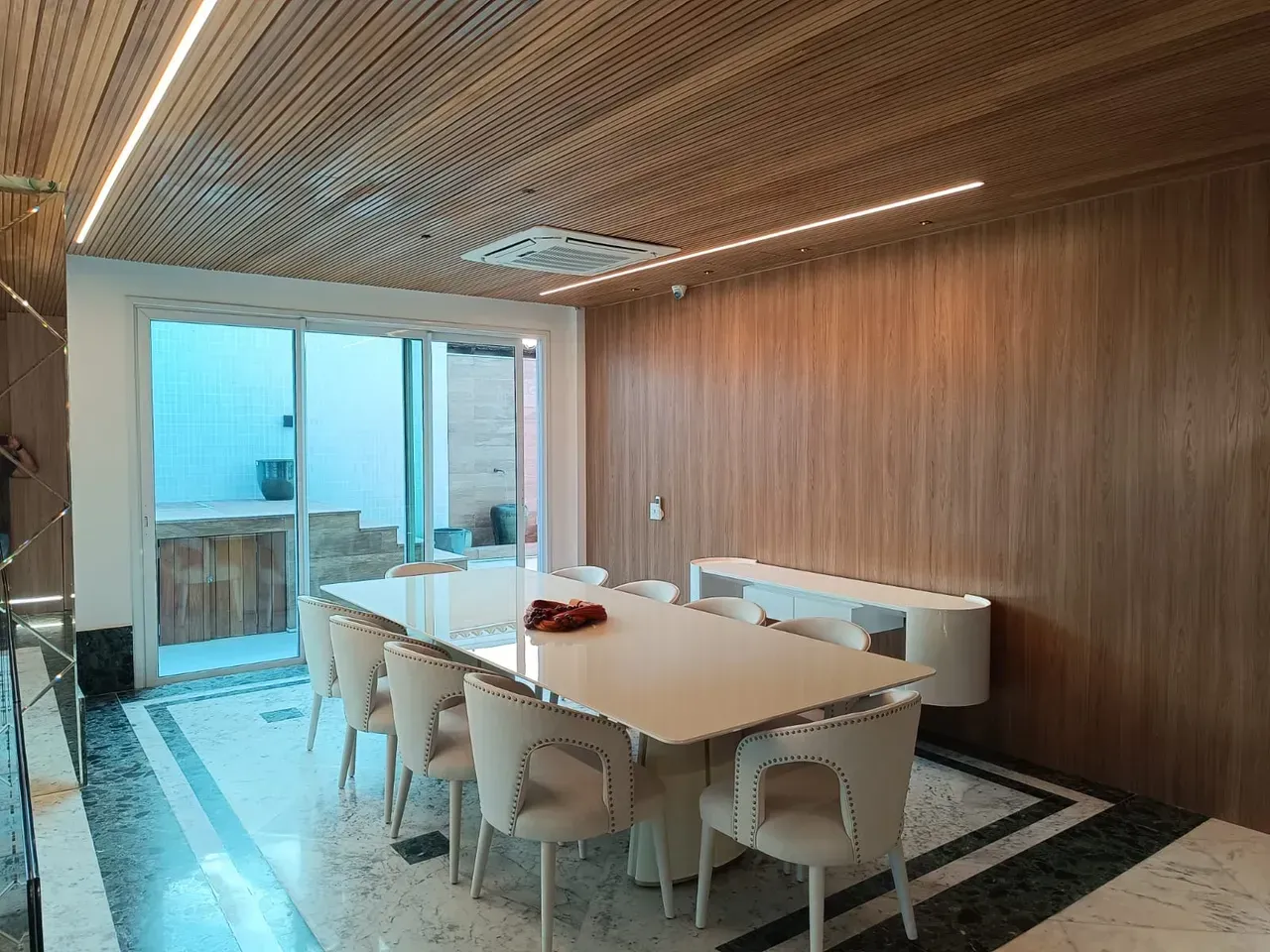 575 m² duplex with 4 bedrooms and 5 bathrooms — photo 5