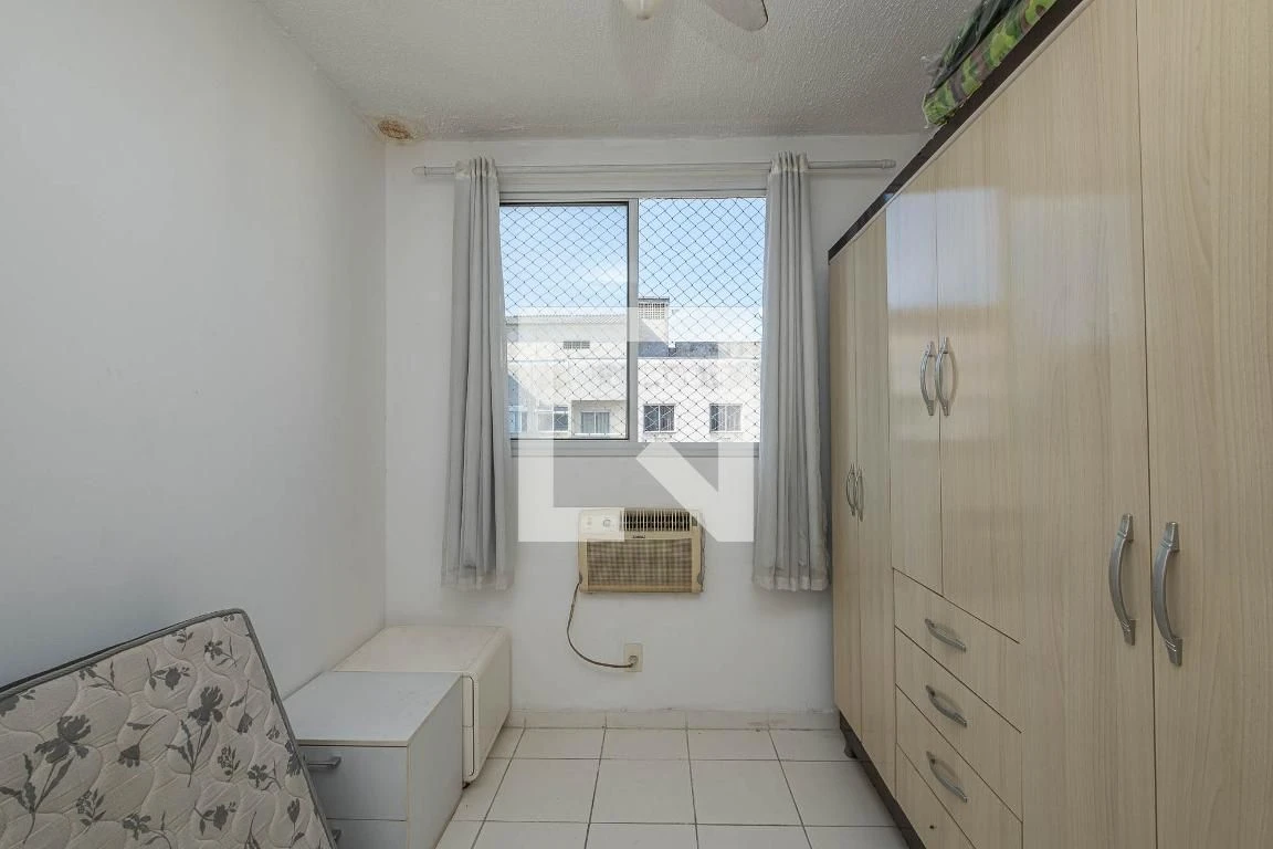 Furnished 2-bedroom apartment with a balcony — photo 17