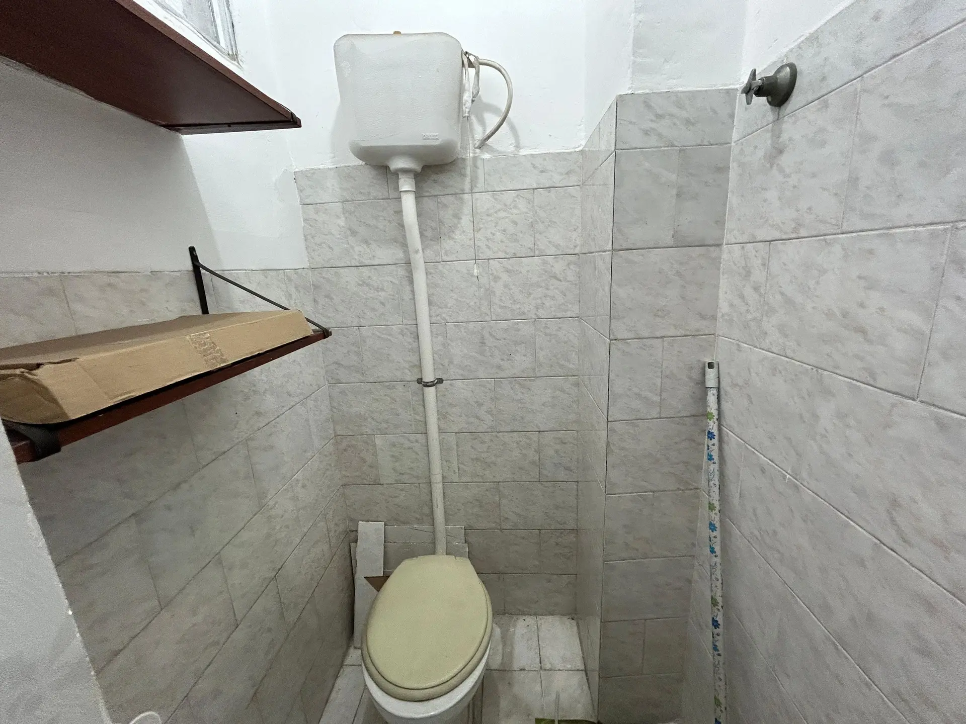 Невмебльована квартира з 2 спальнями та закритою кухнею — photo 19