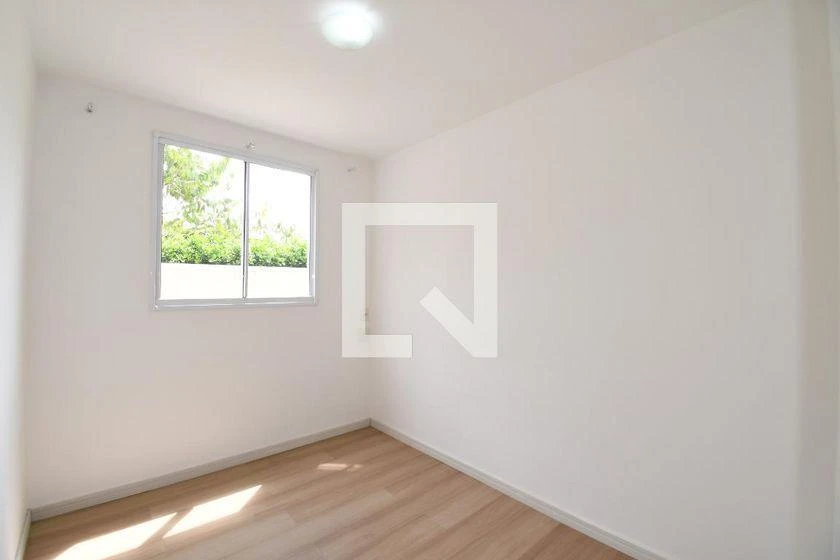 Wood or laminate floors in a 2-bedroom apartment, 86 m² — photo 41
