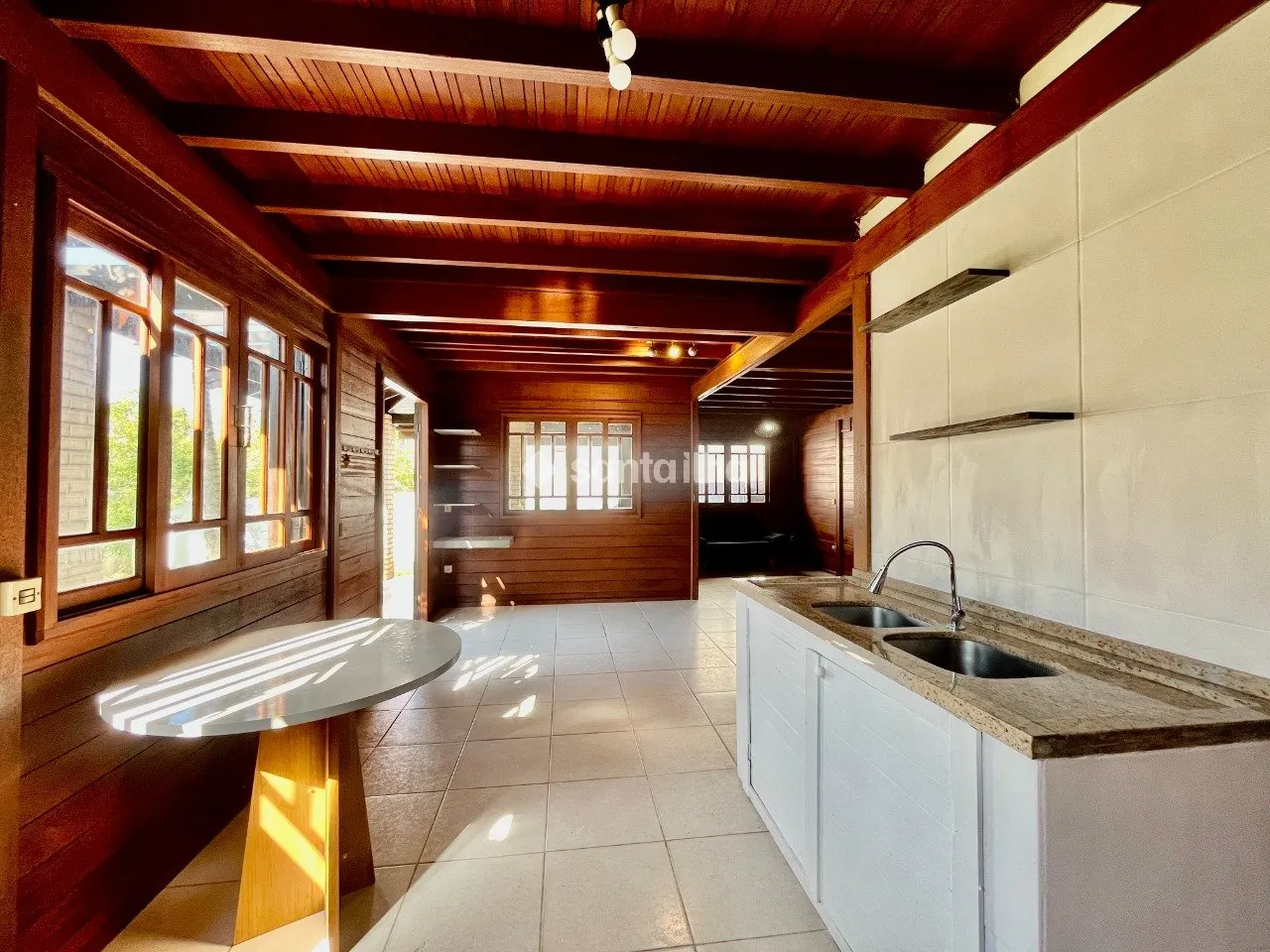 Casa mobiliada de 120 m² com 3 dormitórios e jardim privativo — photo 4