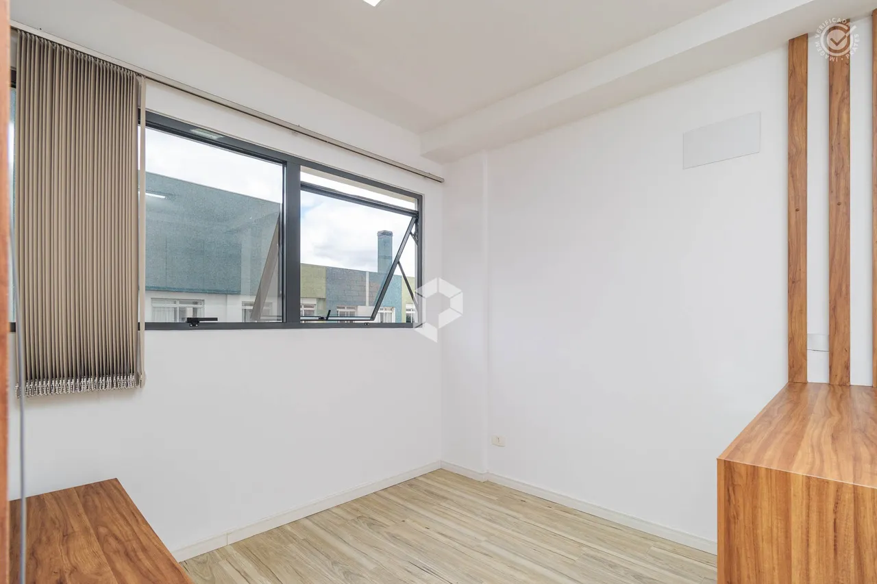 1-bedroom apartment with open-plan kitchen, 39 m² — photo 4