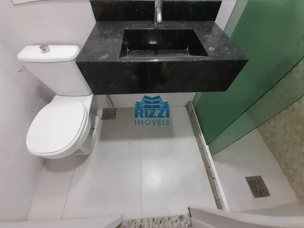 Apartamento com 3 quartos e 5 banheiros com terraço — photo 11