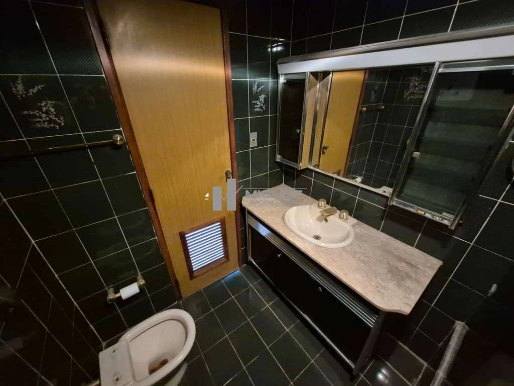 Rental apartment with 4 bedrooms and 1 en-suite 124 m² — photo 13