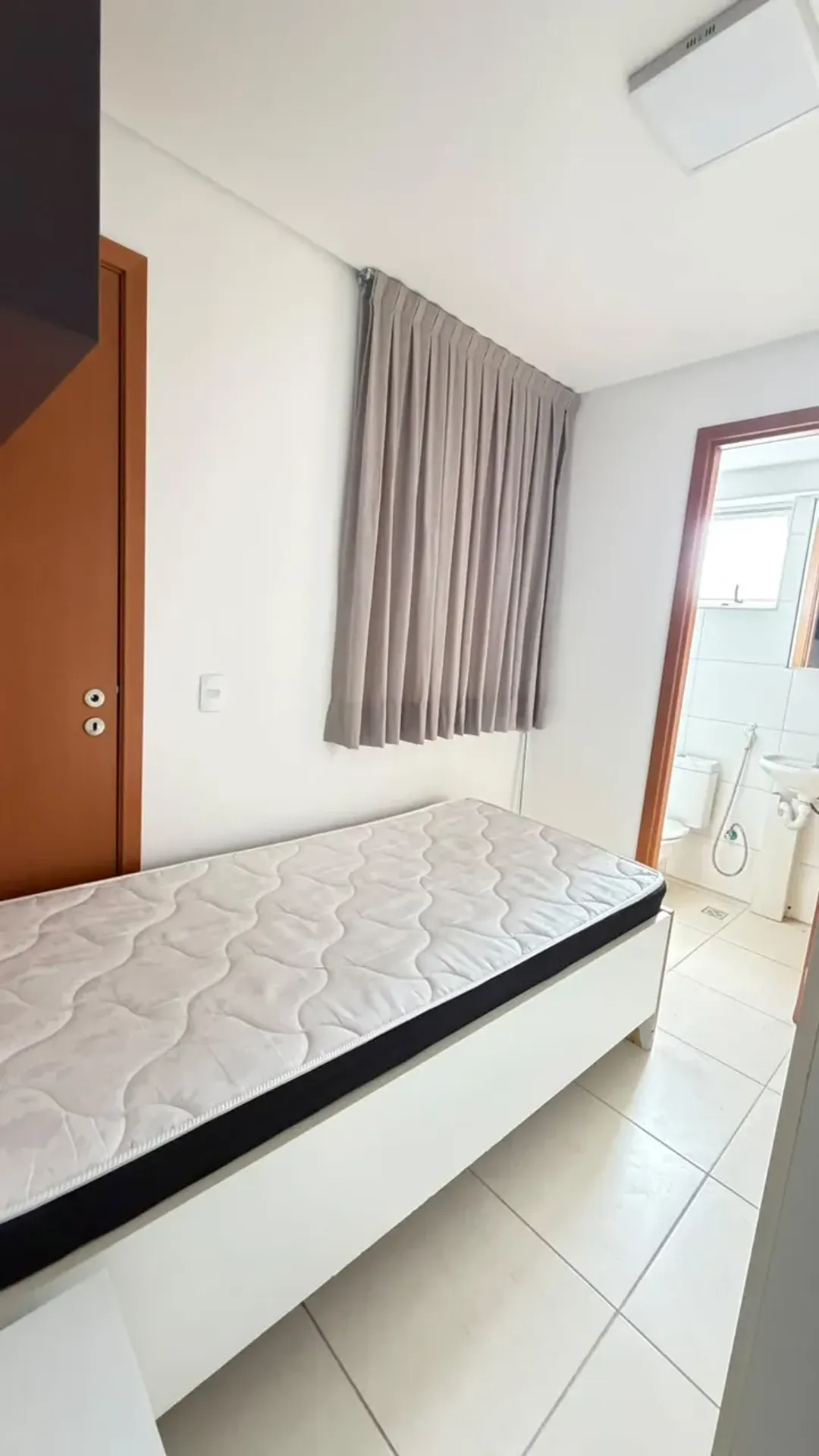 Floor-to-ceiling windows in a 3-bedroom apartment, 82 m² — photo 2