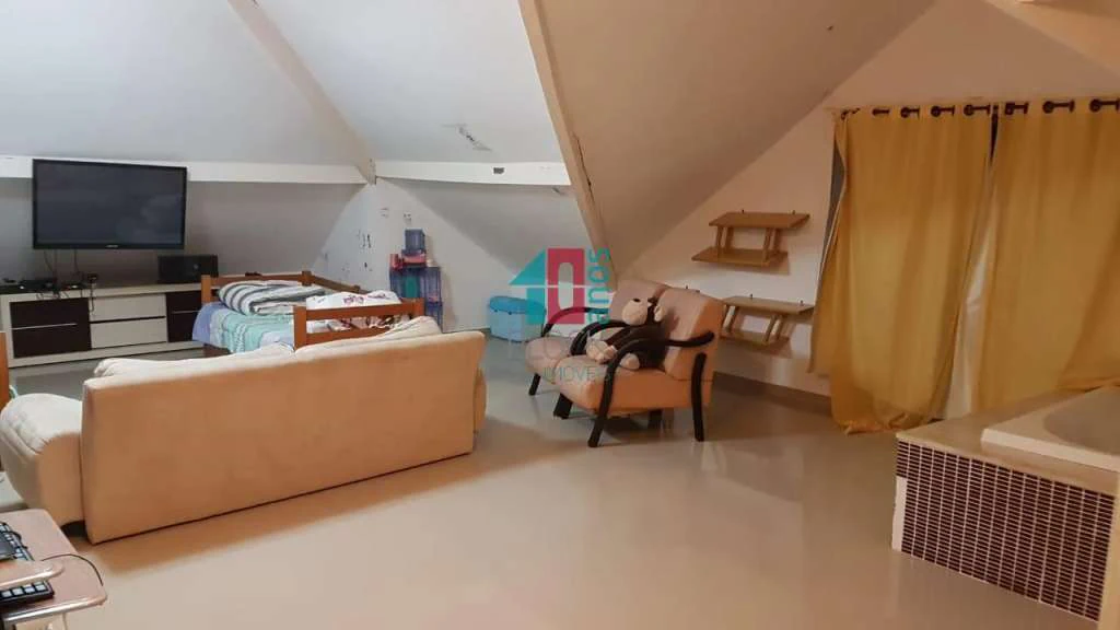 Casa mobiliada de 300 m² com 3 suítes e jardim — photo 19