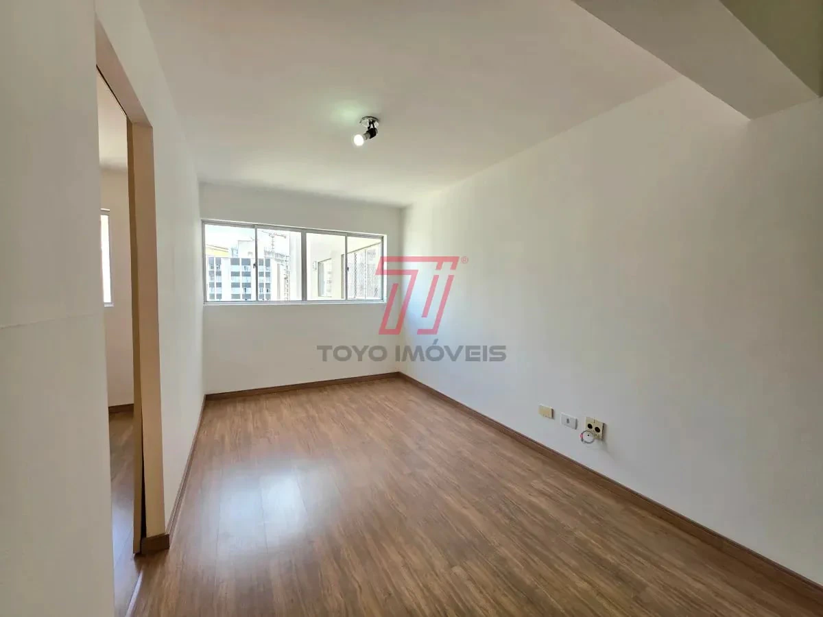 Деревянный пол или ламинат и 1 спальня: квартира 33 м² — photo 6