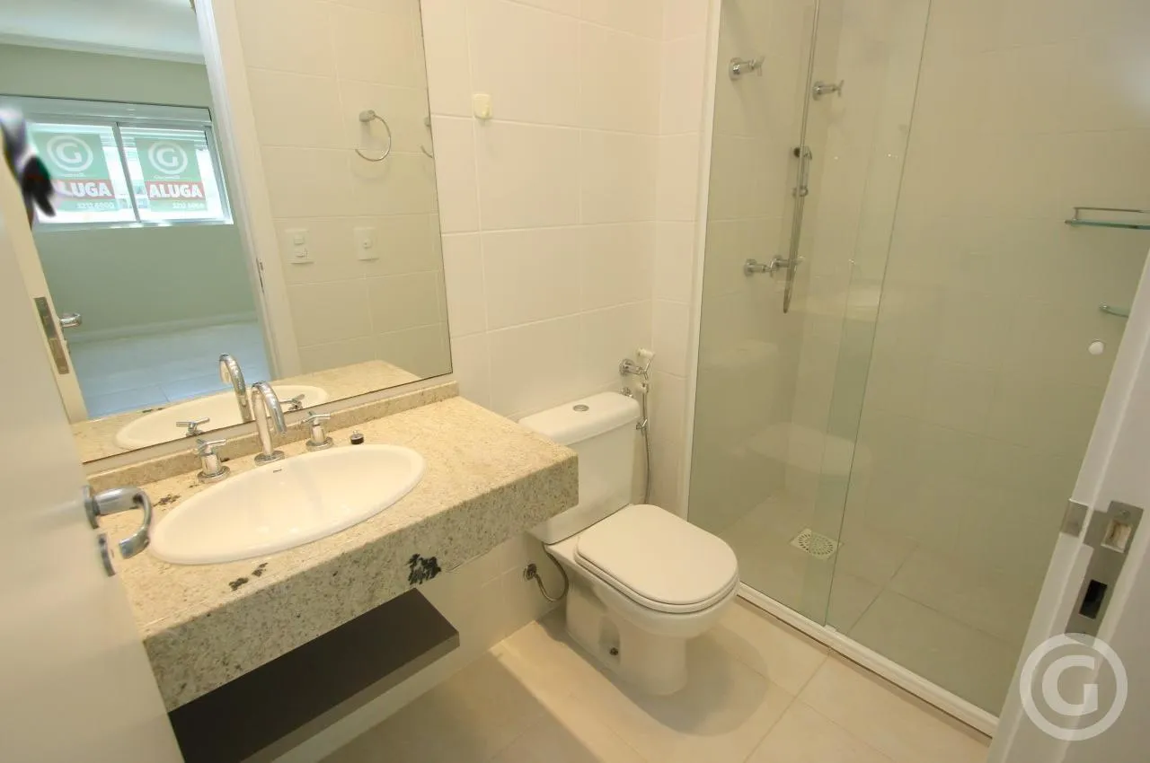 Mountain view in a 2-bedroom apartment, 71 m² — photo 7