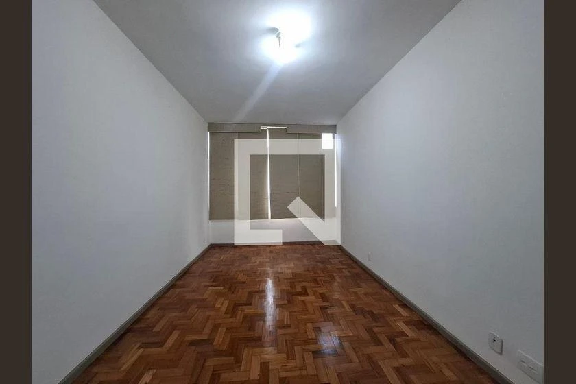 3-bedroom apartment with floor-to-ceiling windows — photo 4