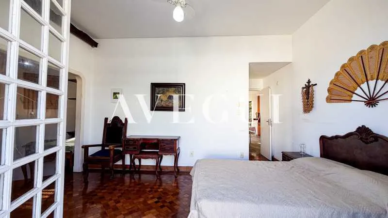 Furnished penthouse with 5 bedrooms and 3 bathrooms — photo 25