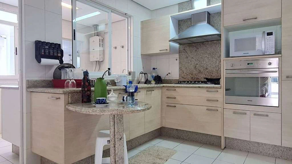 Ático con 2 dormitorios y 2 suites y cocina a gas — photo 4