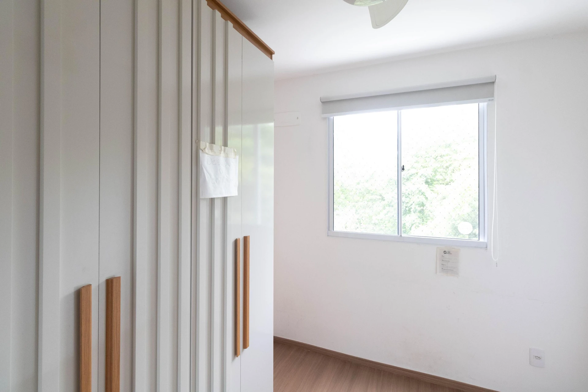2-bedroom apartment in a building with a gym — photo 11