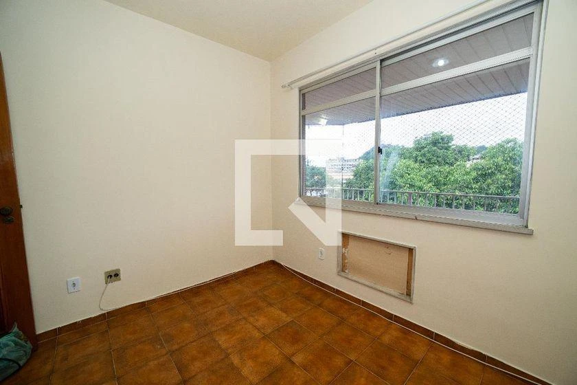 90 m² apartment with a park view and a bathtub — photo 24