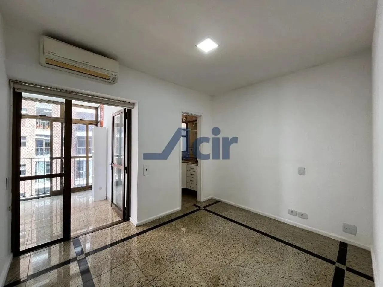 Apartamento com 2 quartos e 2 banheiros, 90 m² — photo 15