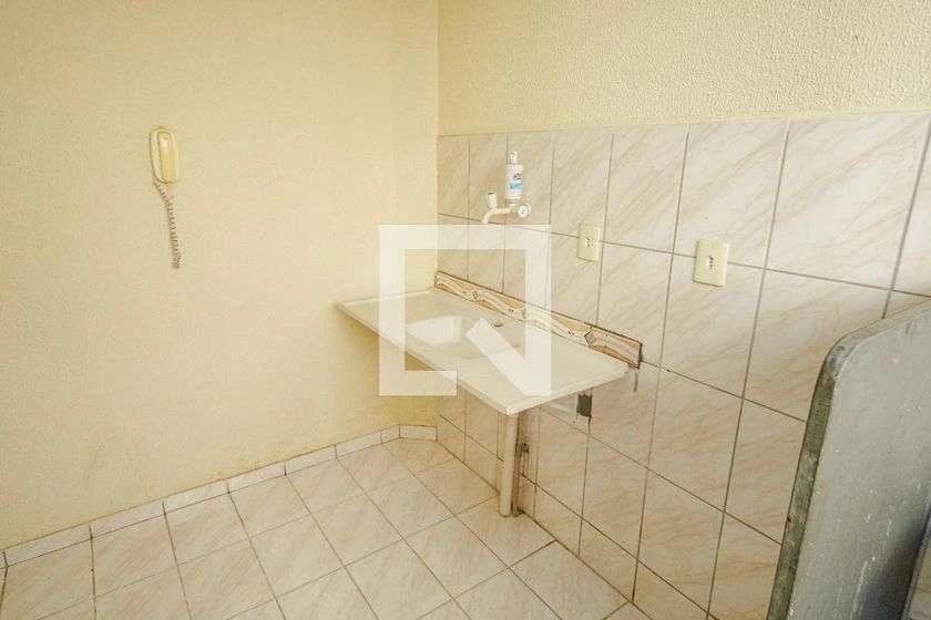 Apartamento para aluguel com 2 quartos e 55 m² — photo 2