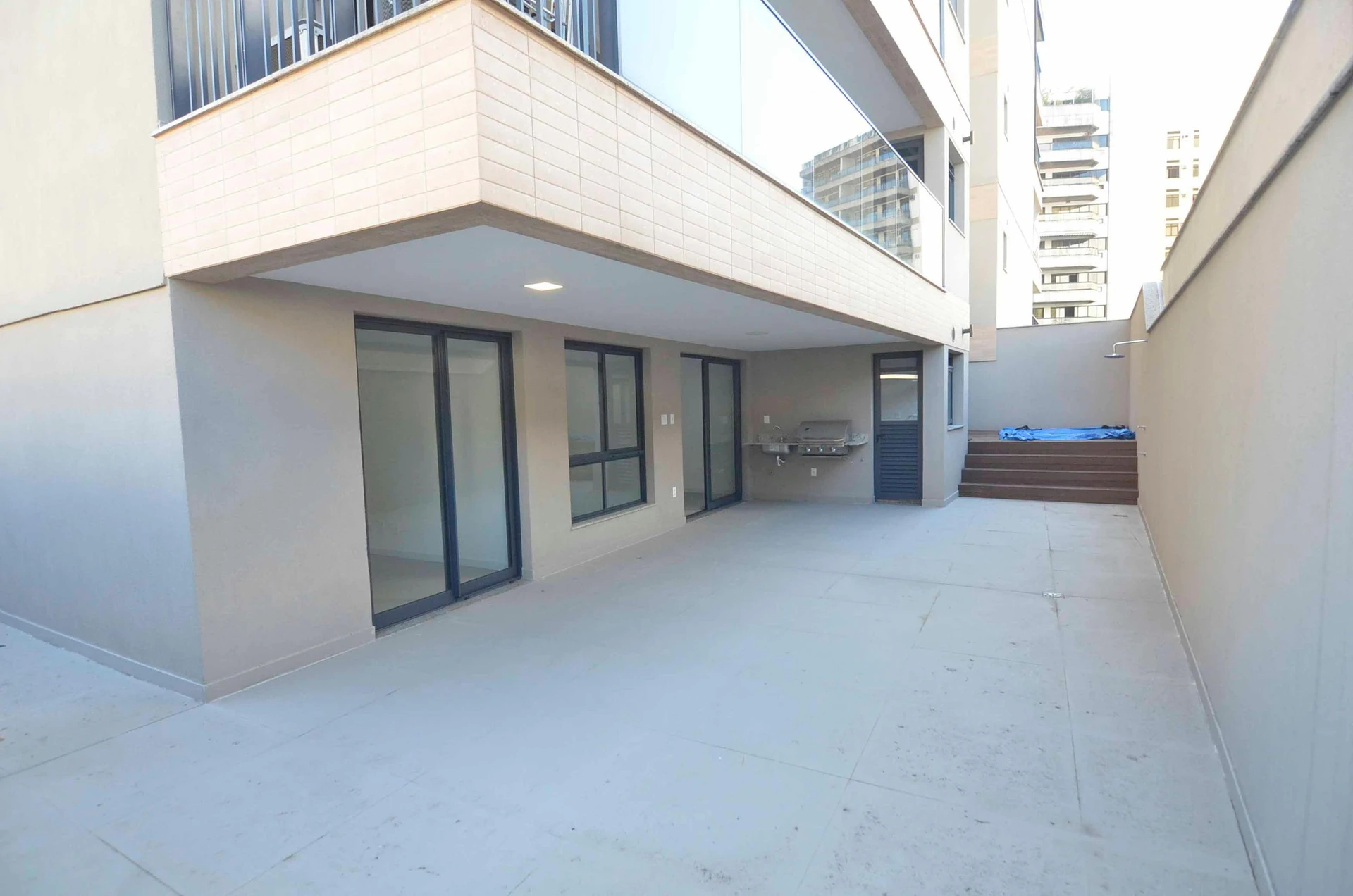 Apartamento de 2 quartos em condomínio com sauna — photo 32