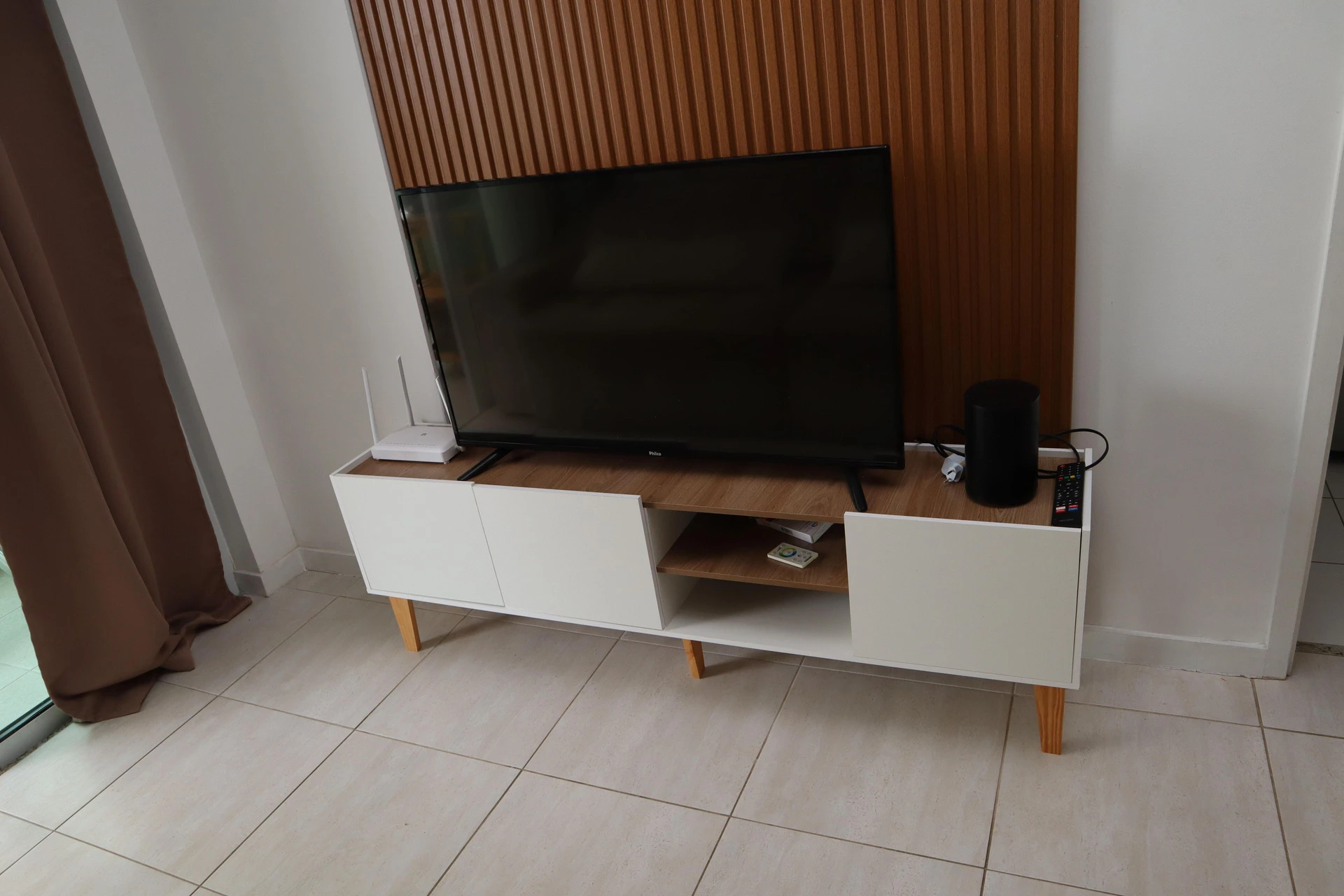 2-bedroom apartment with a mountain view — photo 3