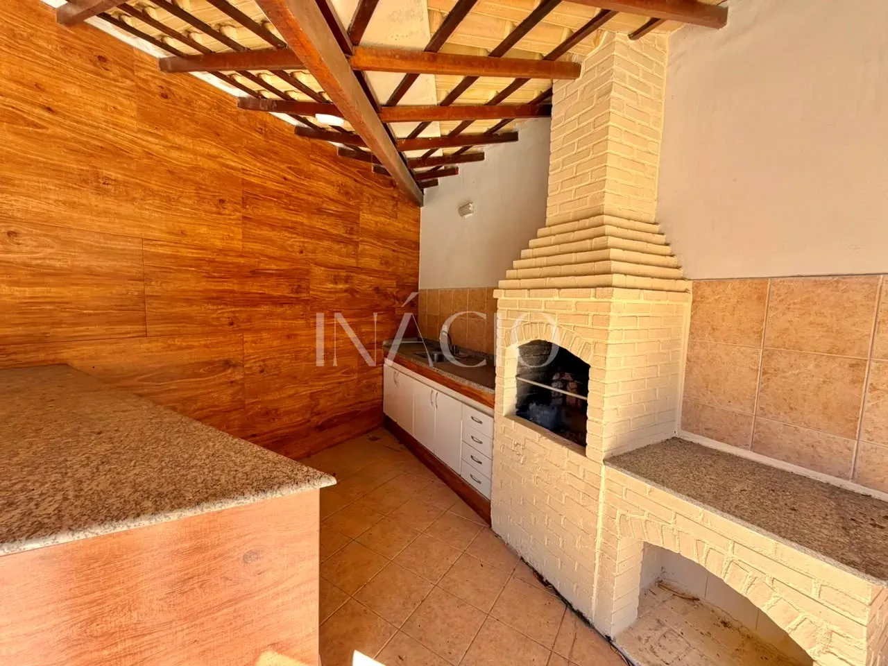 Casa duplex no térreo com 6 quartos e 3 suítes — photo 29