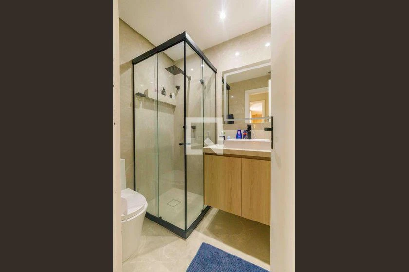 Furnished 185 m² apartment with 3 bedrooms and balcony — photo 31