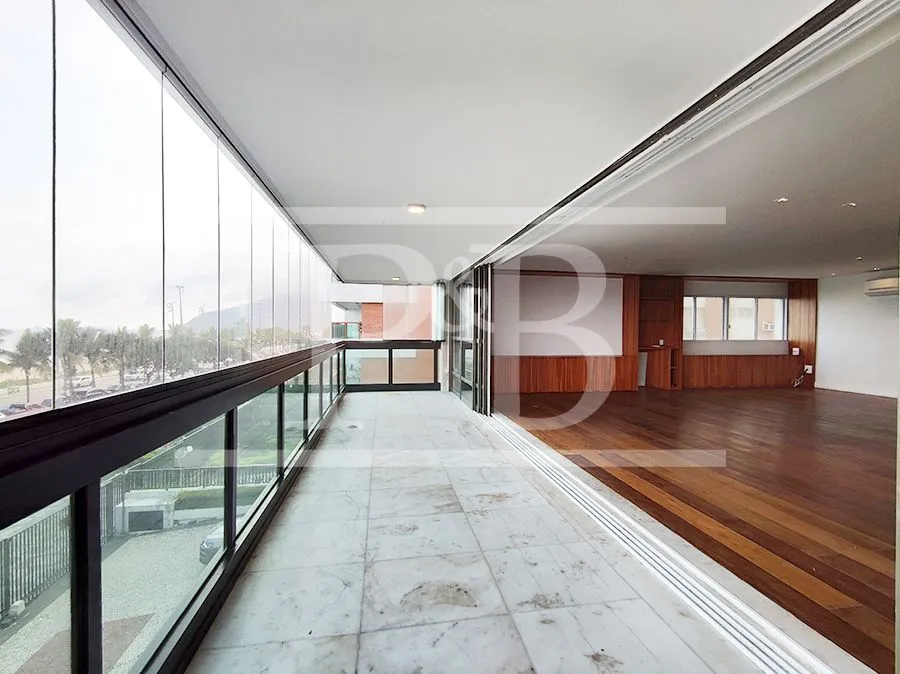 4-bedroom apartment 284 m² with 3 parking spaces — photo 4