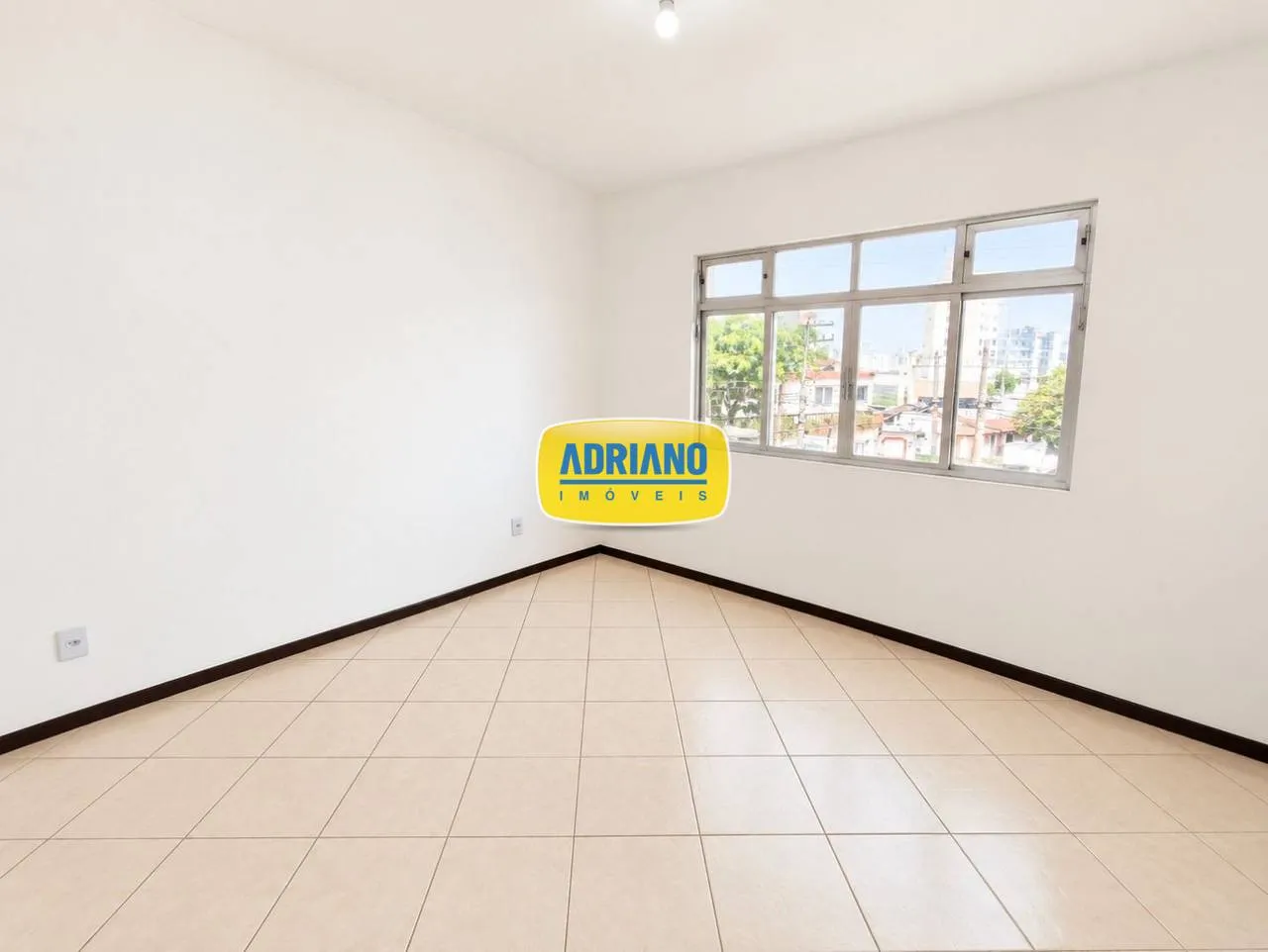3-bedroom apartment, 1 with its own bathroom, 120 m² — photo 18
