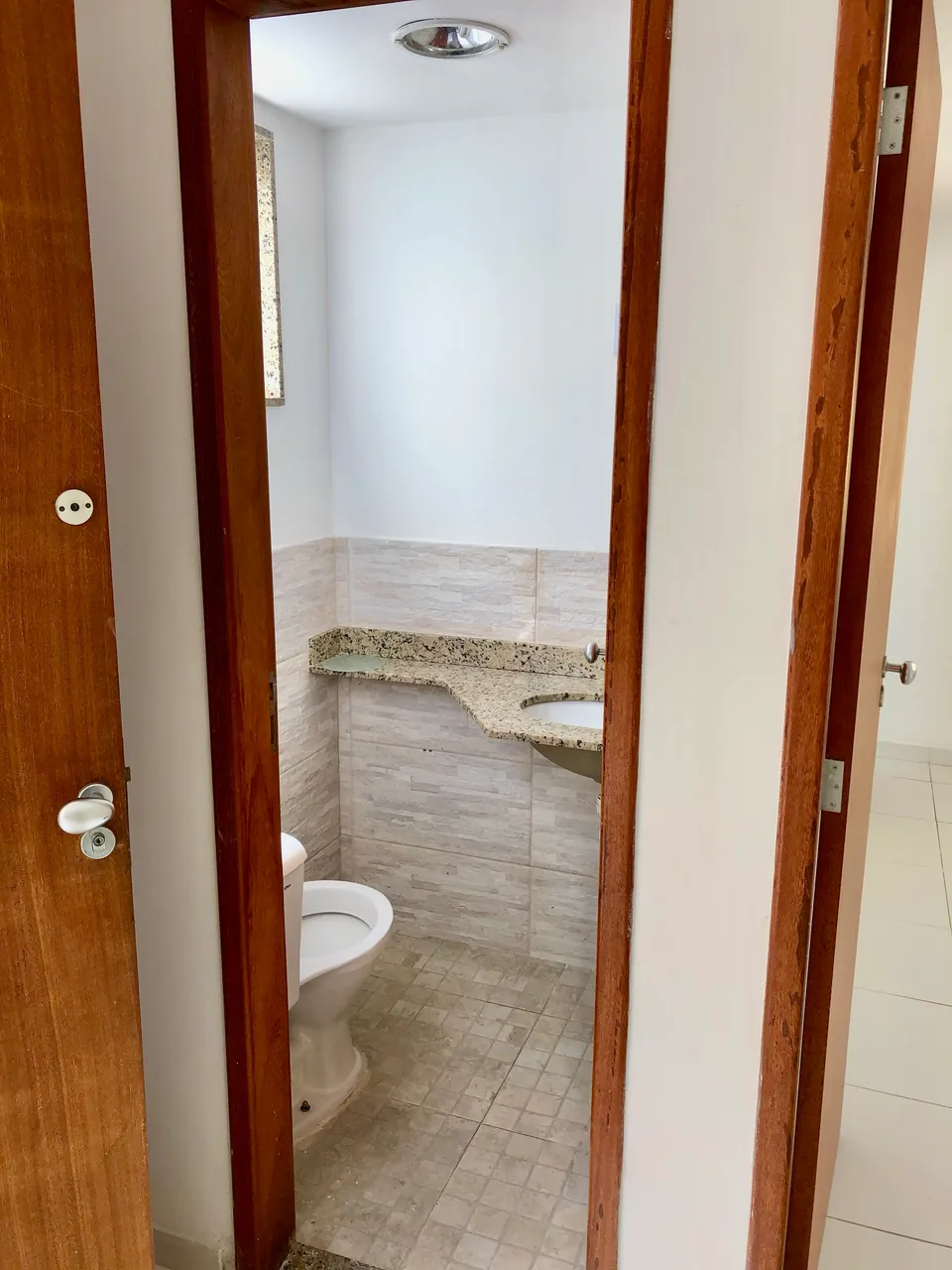 Mountain view in a one-bedroom apartment, 42 m² — photo 7