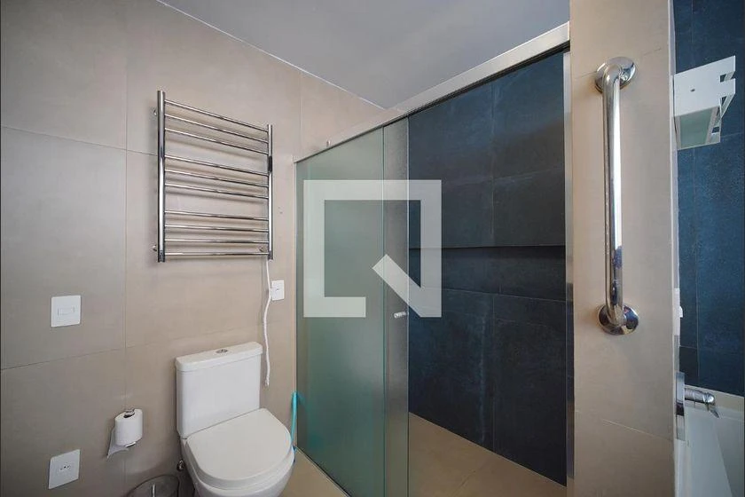 Furnished 4-bedroom house with 300 m² and 2 suites — photo 38