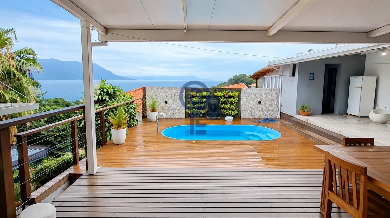 Furnished 3-bedroom house with open-plan kitchen