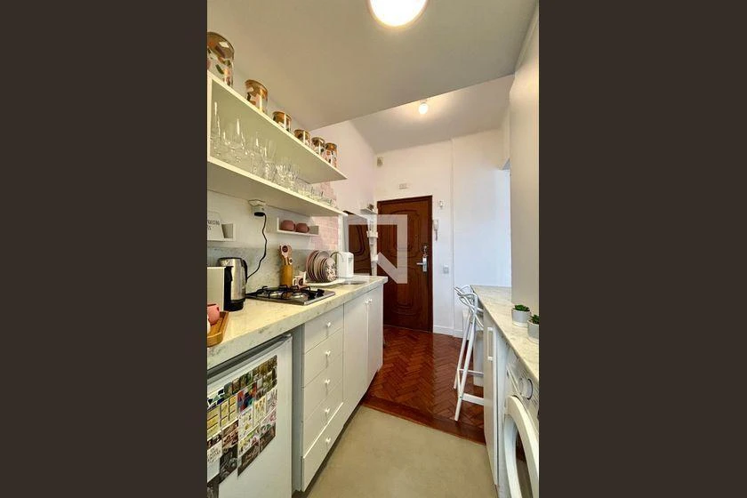 Furnished 1-bedroom apartment with 27 m², no parking — photo 11