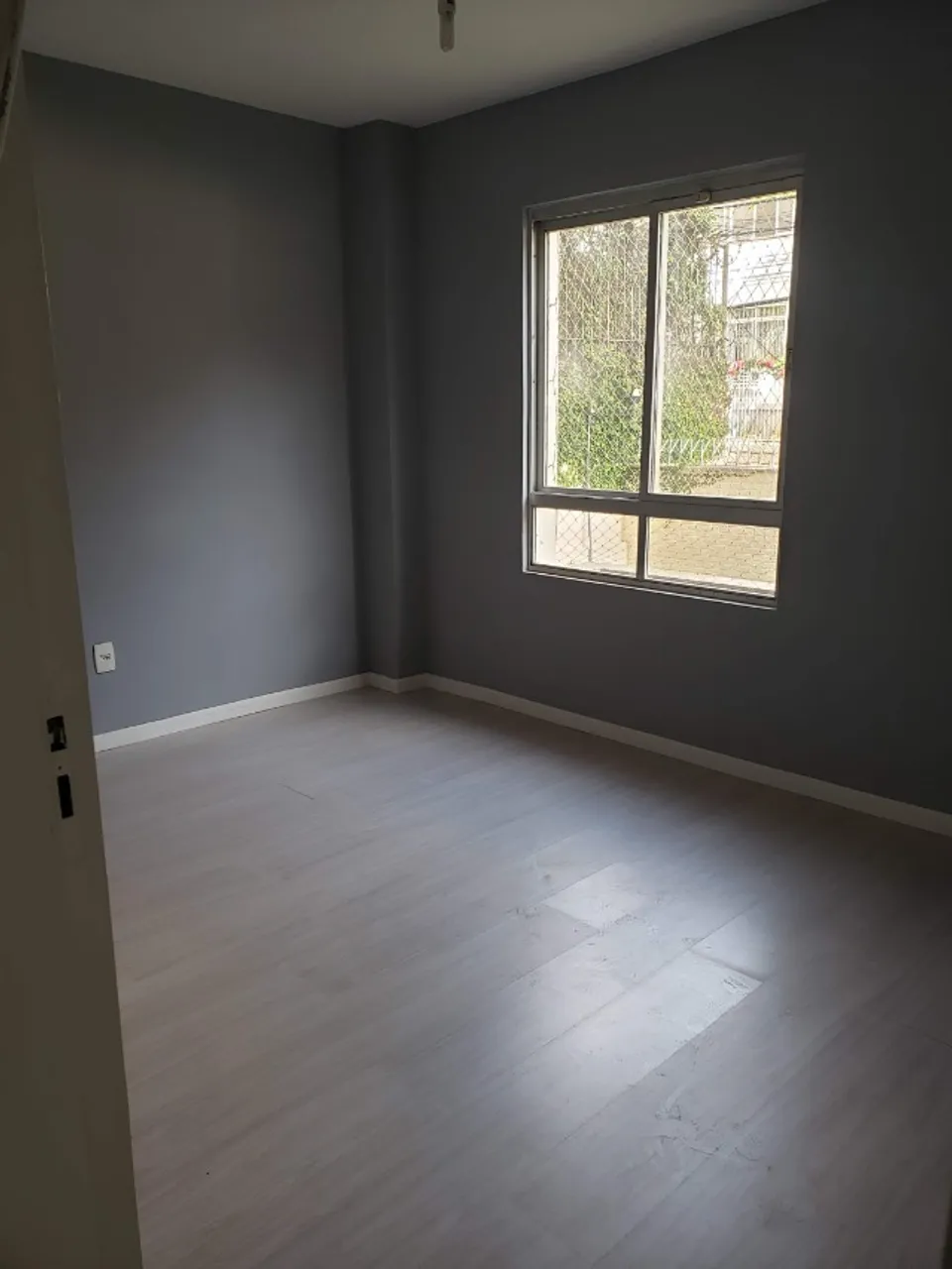 Деревянный пол или ламинат и 3 спальни: квартира 80 м² — photo 16