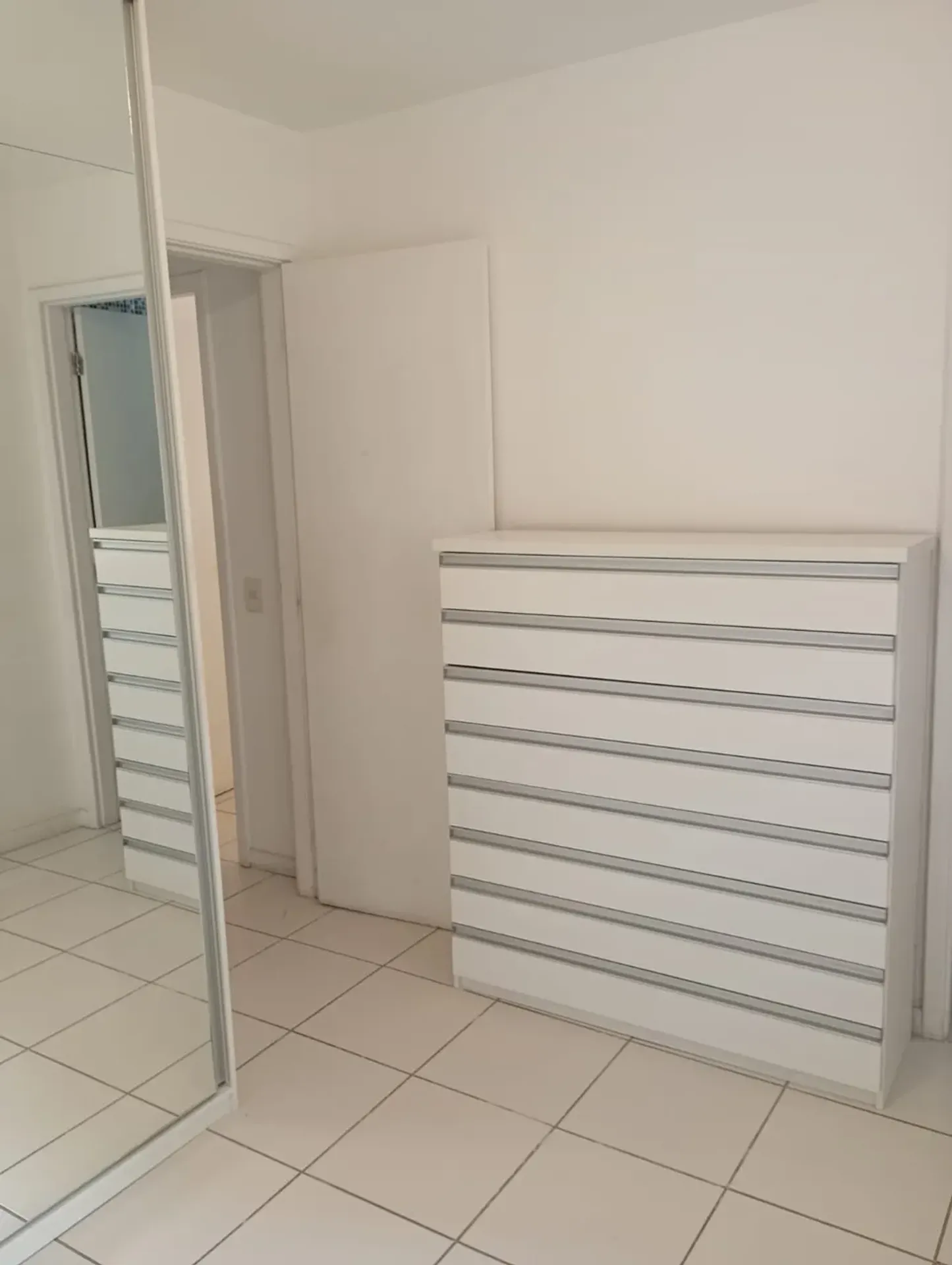 Будинок 50 м² із заскленим балконом та робочим місцем — photo 3