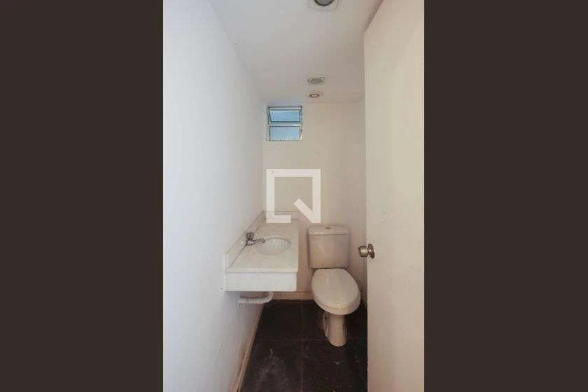 Rental house with 10 bedrooms and a separate kitchen — photo 19