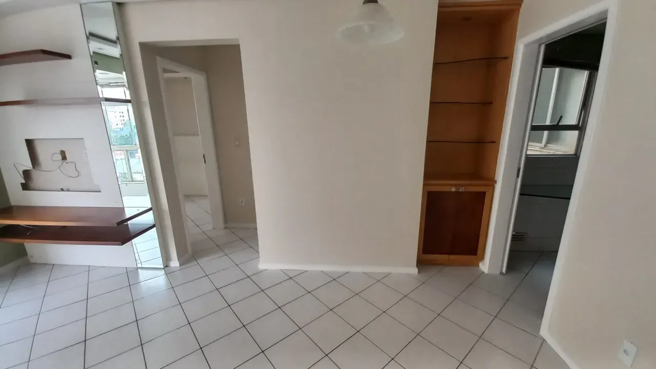 Apartment on the 4th floor with a glass-enclosed balcony — photo 31
