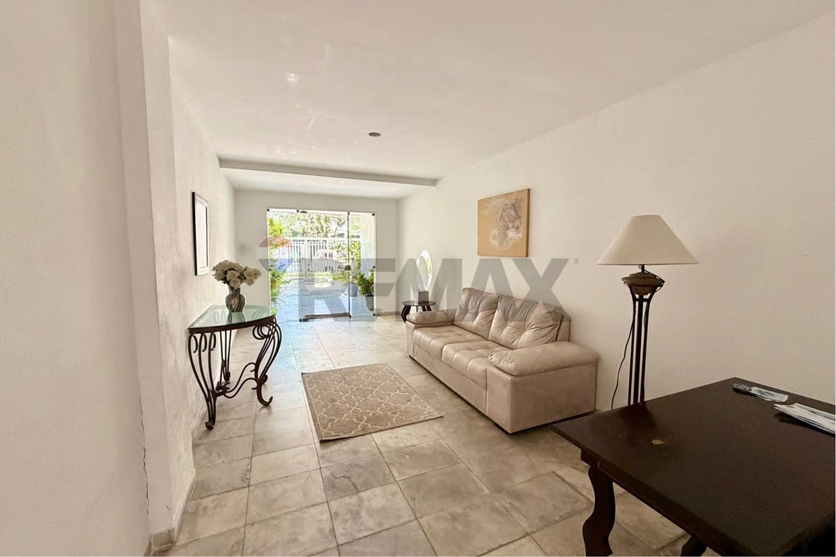 3-bedroom apartment, 1 with its own bathroom, 122 m² — photo 28