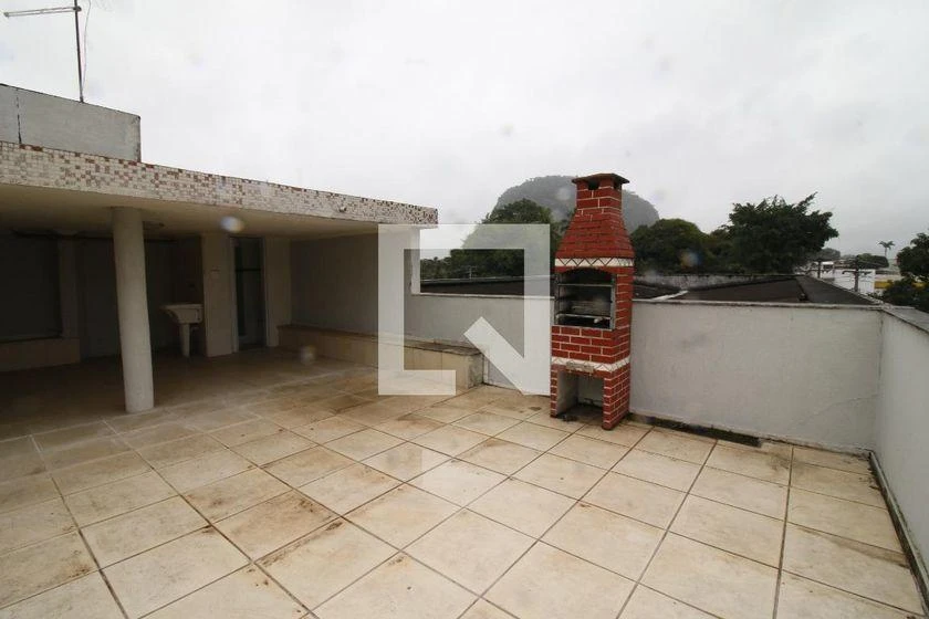 Condominium house with a balcony and private garden — photo 47