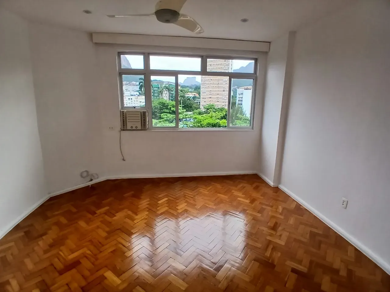 Apartment, 42 m², with a mountain view — photo 4