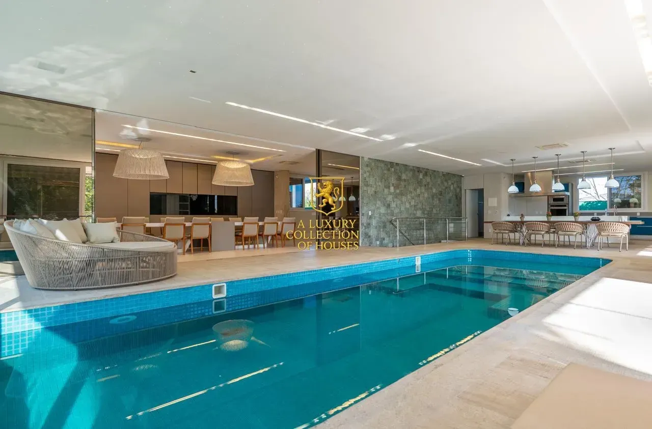 House with 27 bedrooms and 16 bathrooms — photo 8