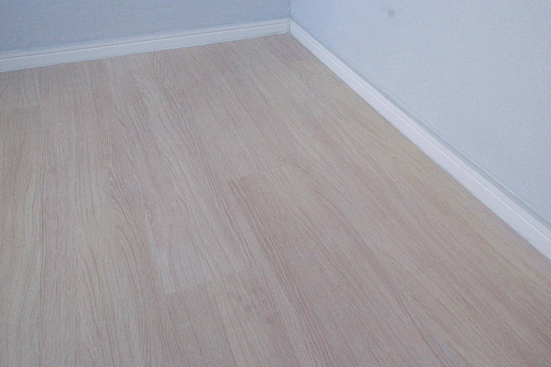 Apartment with 2 bedrooms and a private garden — photo 12