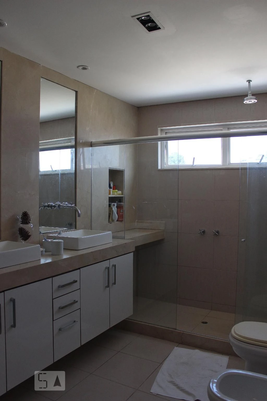 Apartamento amueblado de 4 dormitorios y 2 plazas — photo 12