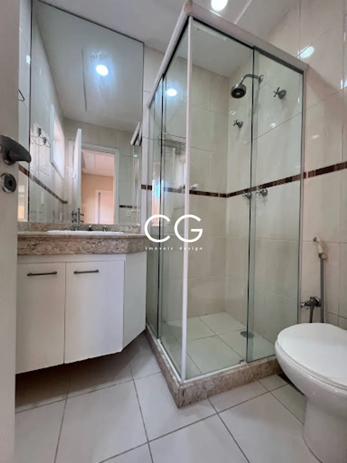Casa 300 m² com 4 dormitórios e cozinha a gás — photo 33