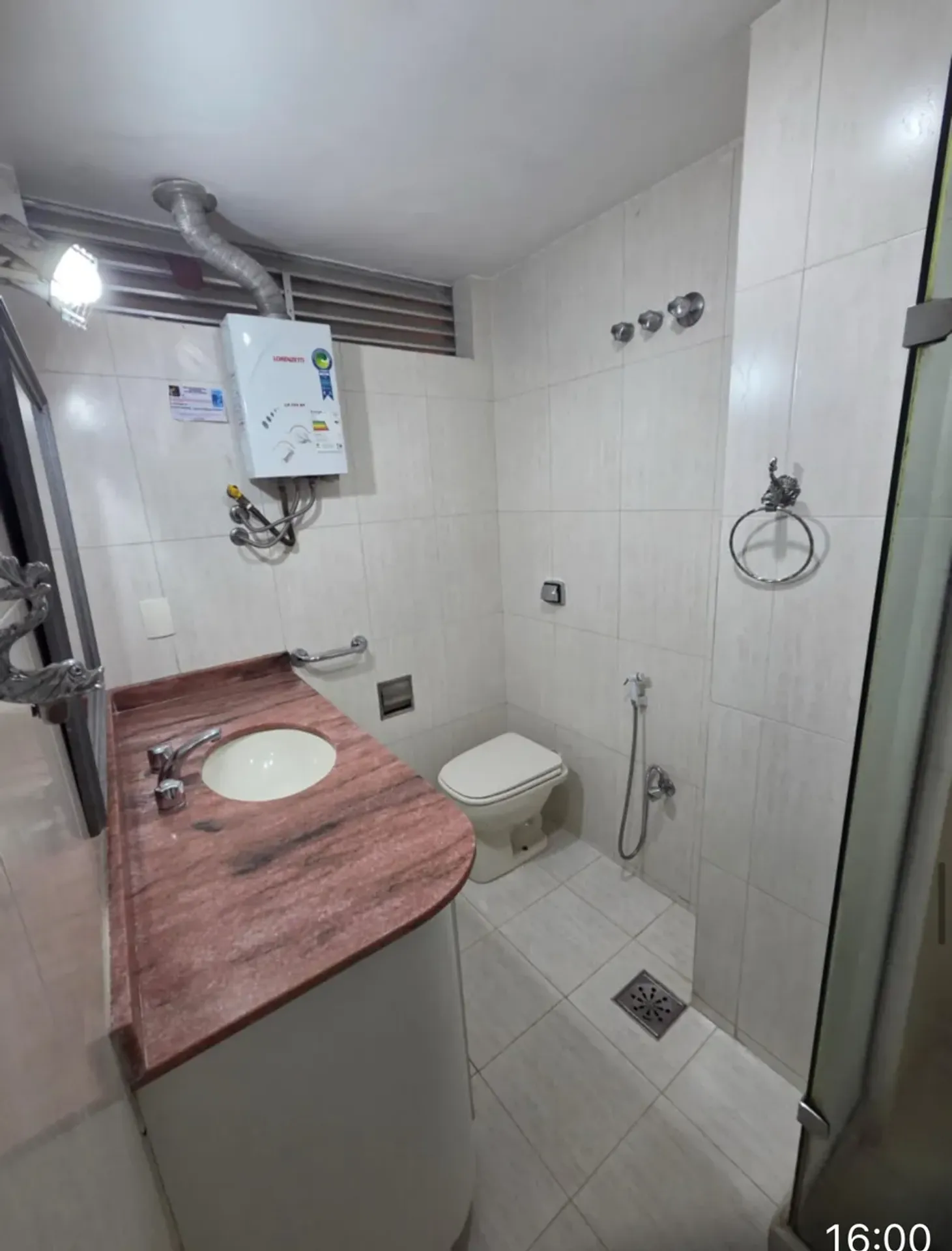 100 m² apartment with 3 bedrooms and a separate kitchen — photo 18