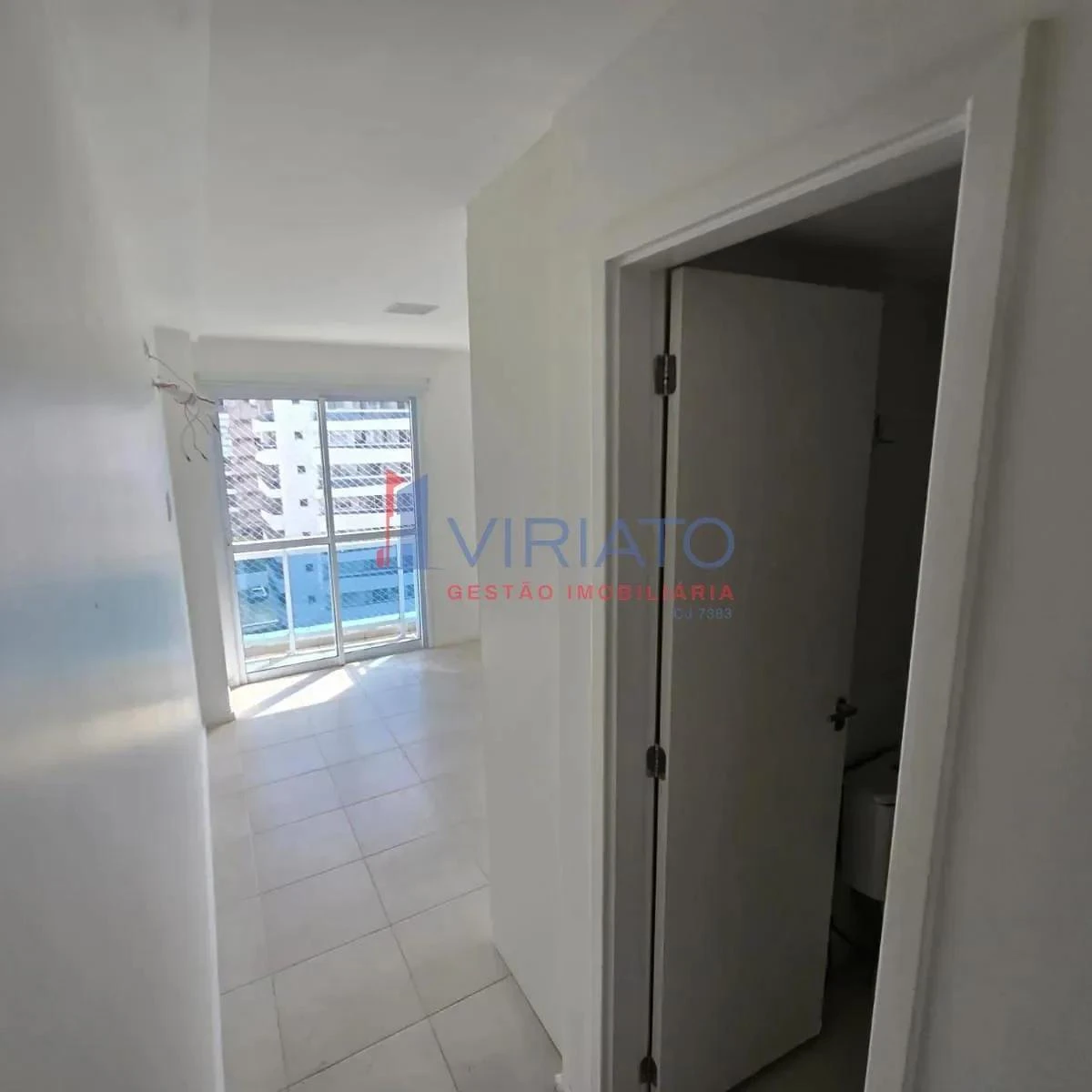 Apartment with 5 bedrooms and 2 bathrooms plus a balcony — photo 27