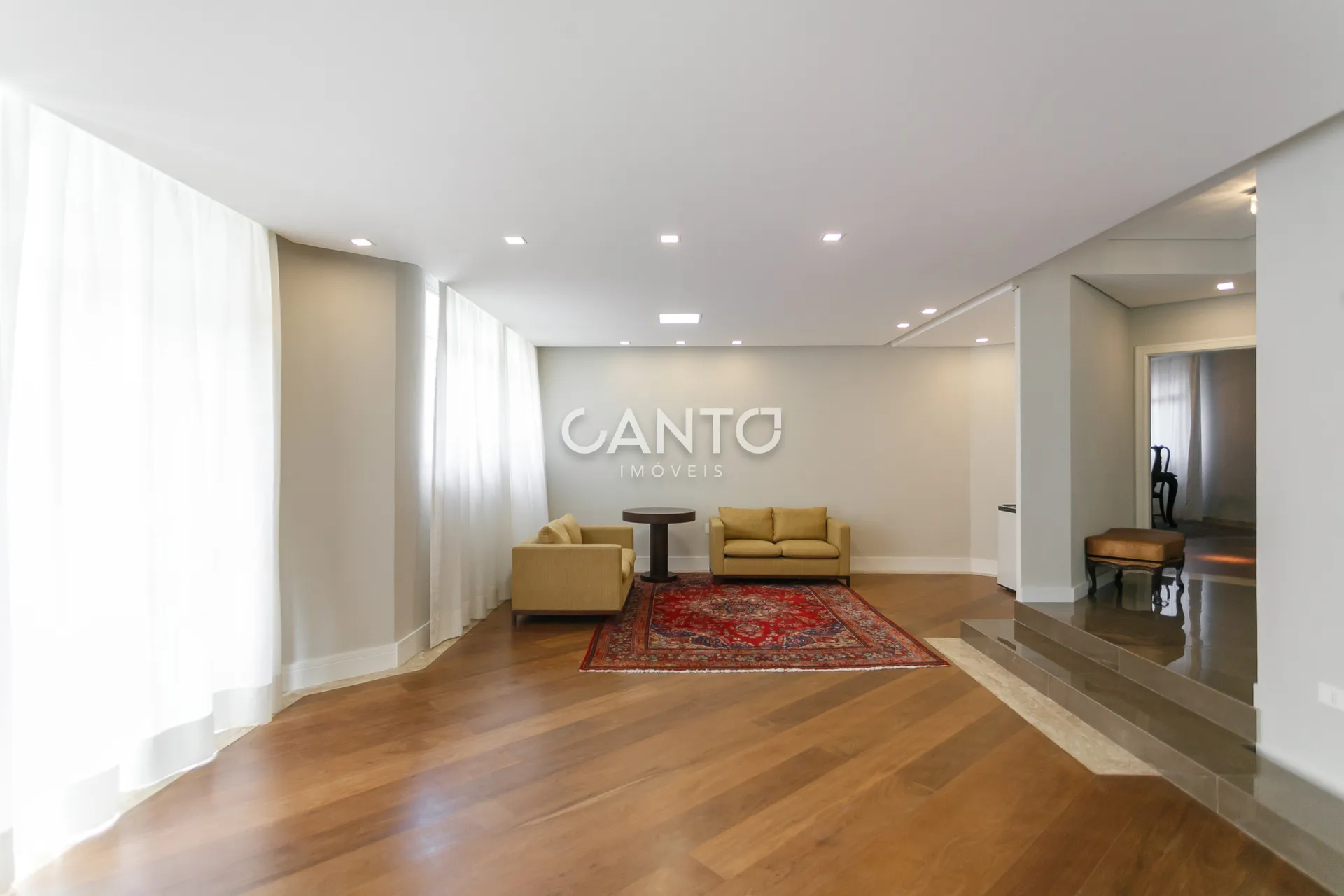 4-bedroom apartment with 3 parking spaces included — photo 10