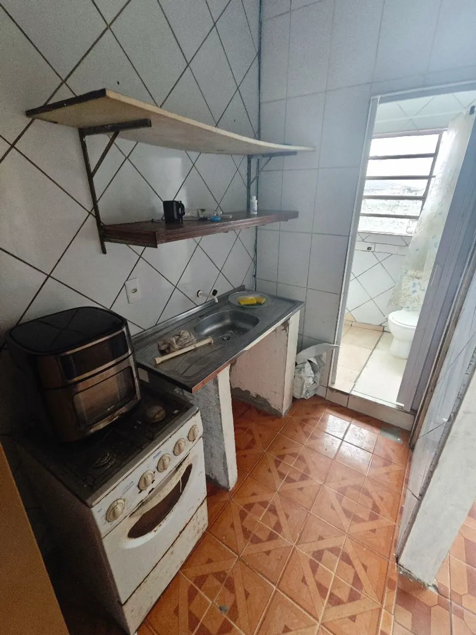Furnished studio, 26 m², with a home office — photo 3