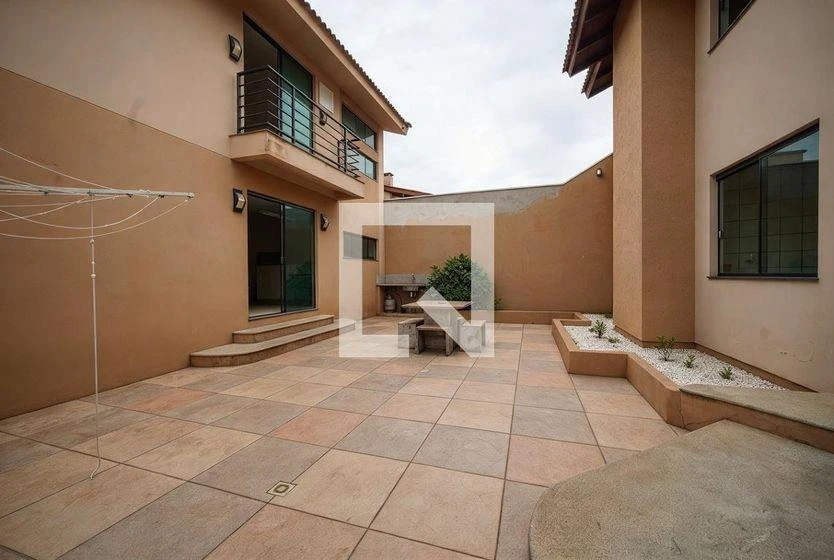 3 quartos e vista para a água: casa de 407 m² — photo 21