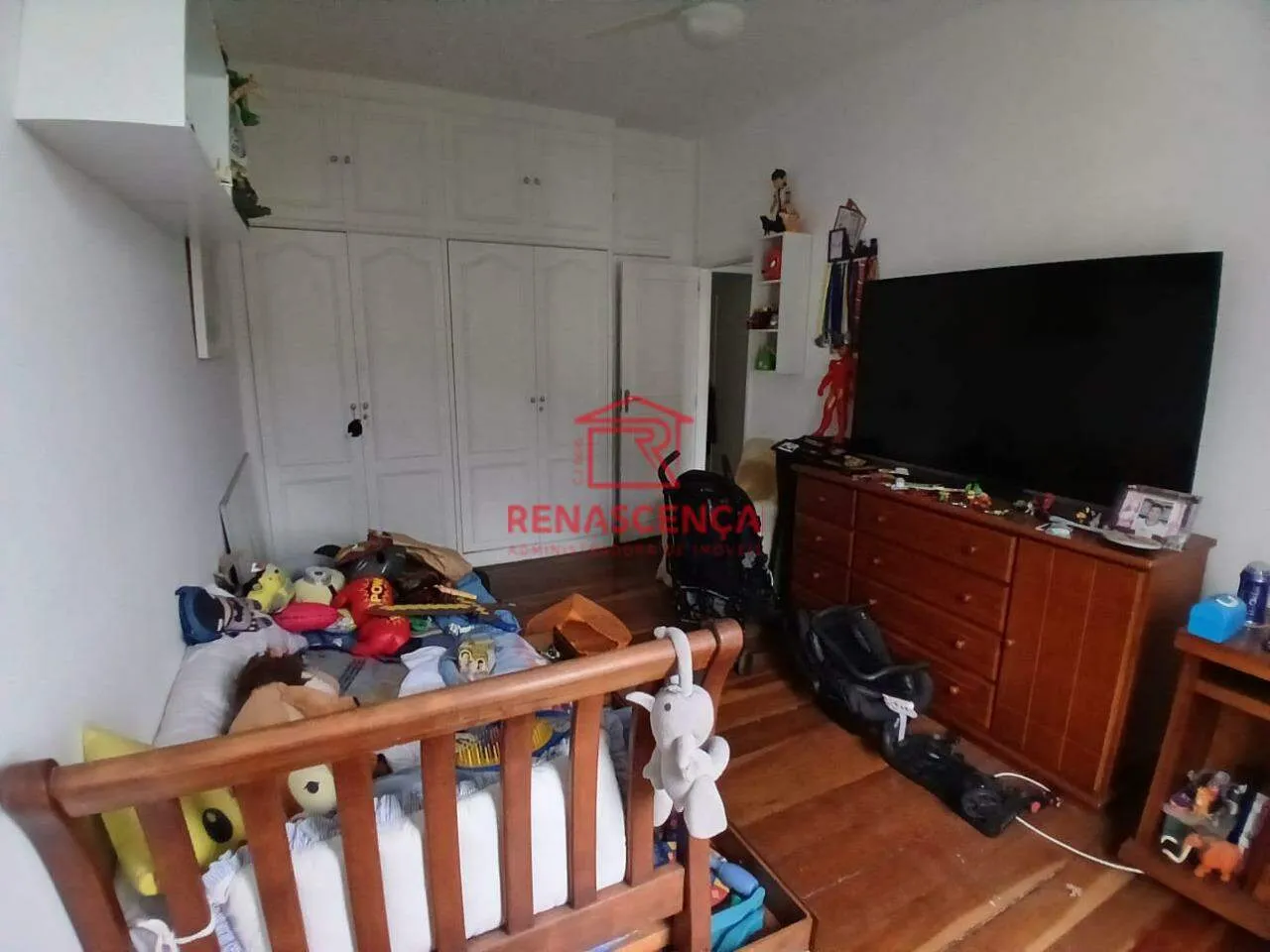 Mountain view in a 3-bedroom apartment, 208 m² — photo 11