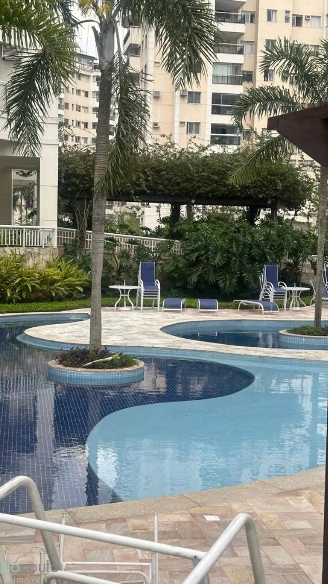 2-bedroom apartment with a water view in Rio de Janeiro — photo 52